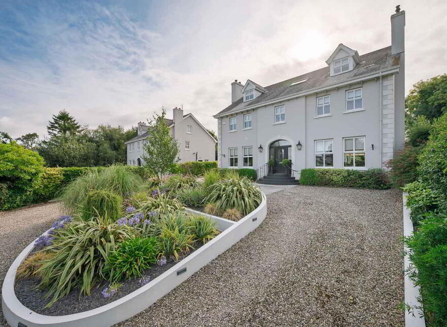 46a Craigdarragh Road, Helens Bay, BT19 1UB
