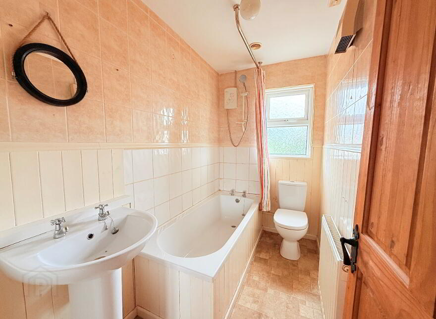 129b Larne Road, Ballymena, BT42 3AX