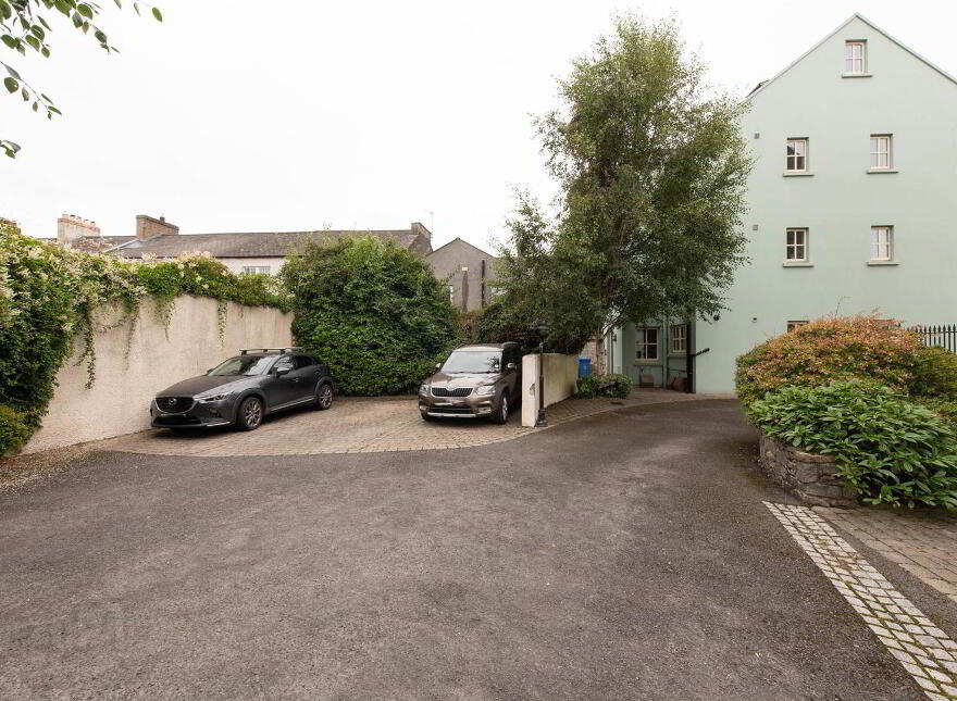 1 Linen Court, Killyleagh, BT30 9NR