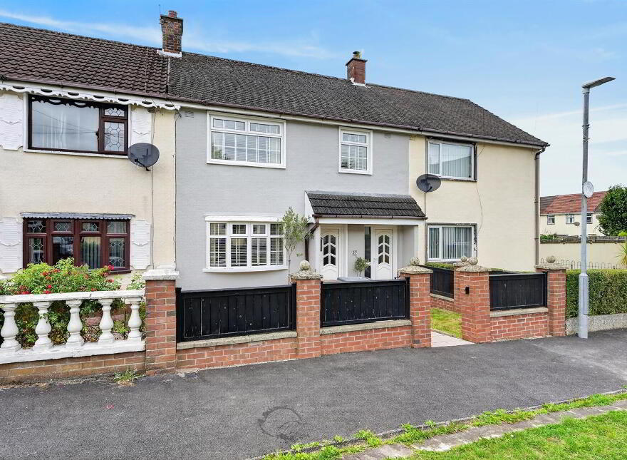 27 Hillmount Gardens, Belfast, BT10 0ES