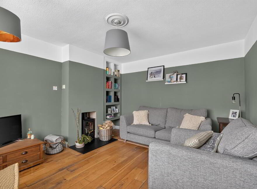 27 Hillmount Gardens, Belfast, BT10 0ES