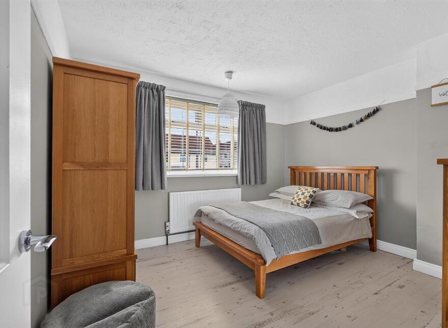 27 Hillmount Gardens, Belfast, BT10 0ES