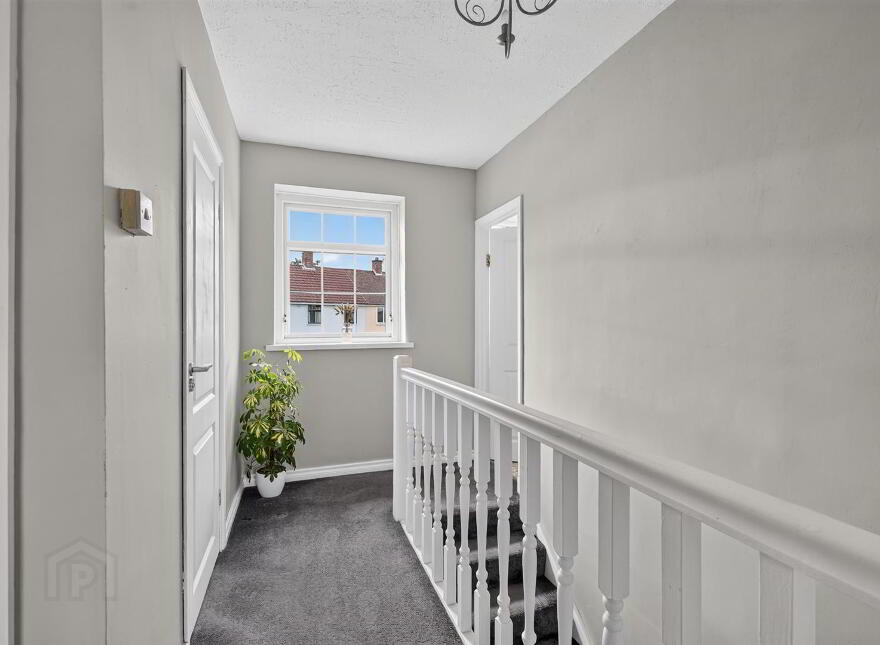 27 Hillmount Gardens, Belfast, BT10 0ES