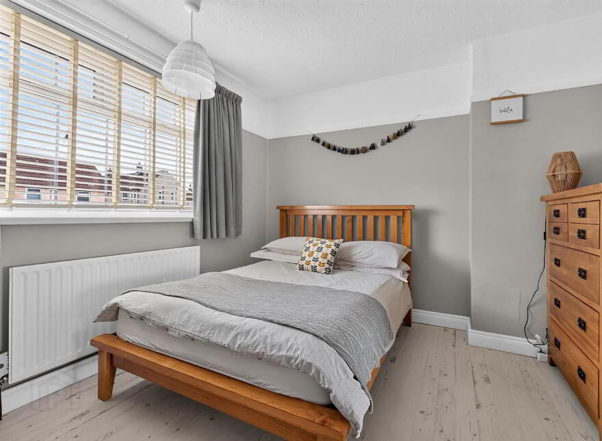 27 Hillmount Gardens, Belfast, BT10 0ES