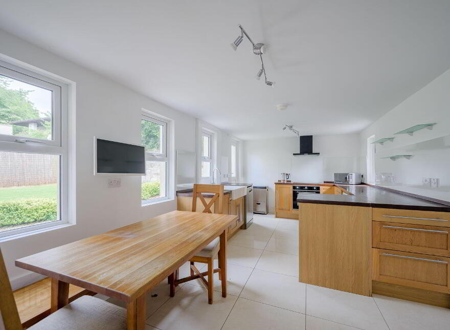 8 Hawthornden Road, Belfast, BT4 3JU