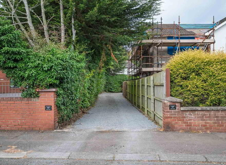 8 Hawthornden Road, Belfast, BT4 3JU