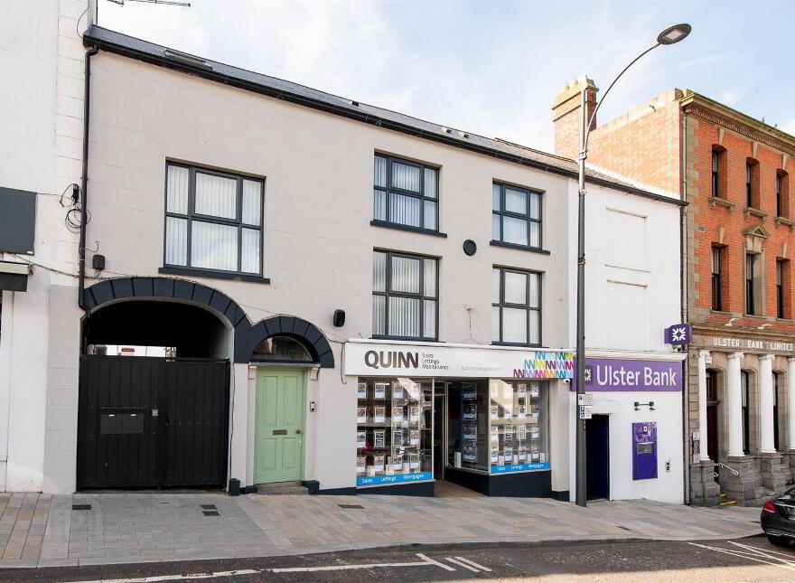 18D Bridge Street, Banbridge, BT32 3JS