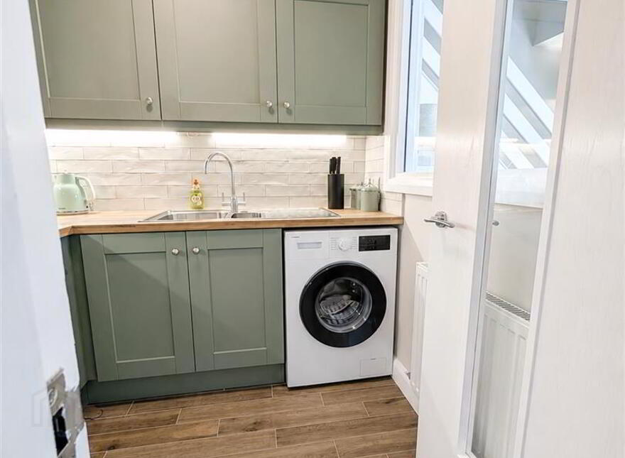 18D Bridge Street, Banbridge, BT32 3JS