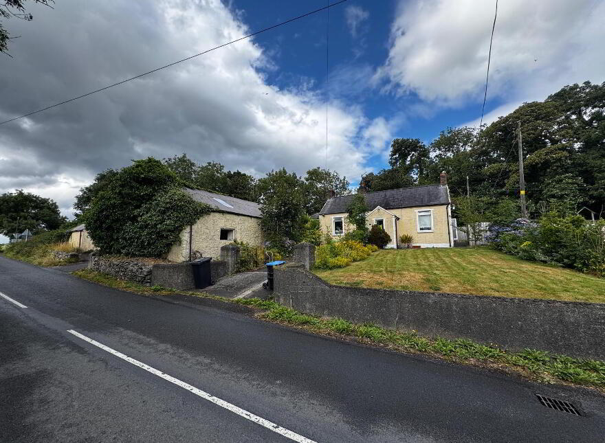1 Clontonacally Road, Carryduff, Belfast, BT8 8AG