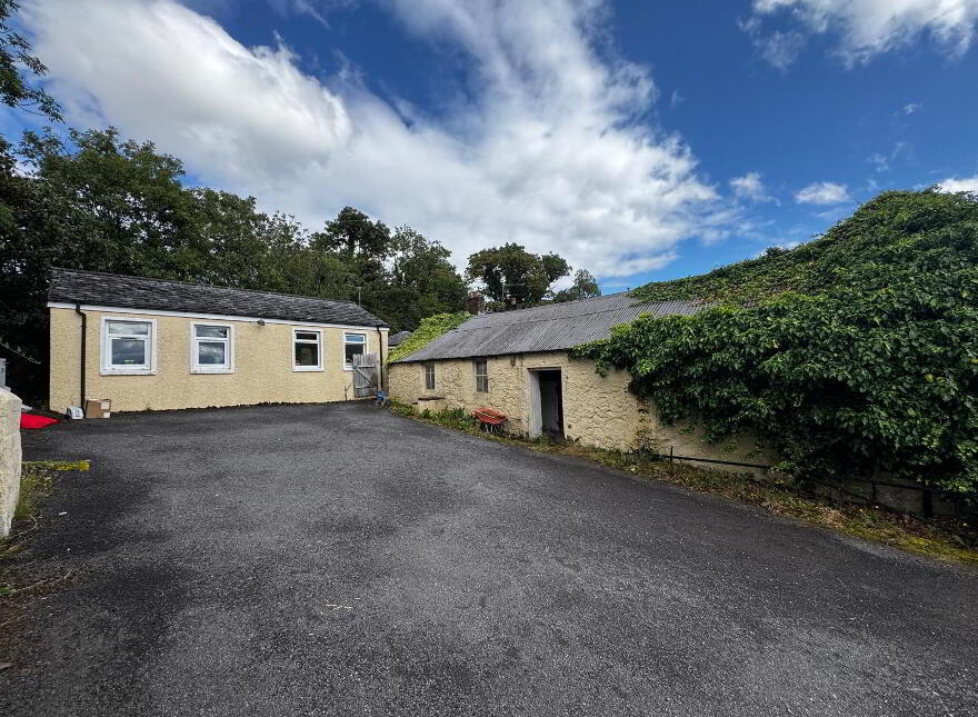 1 Clontonacally Road, Carryduff, Belfast, BT8 8AG
