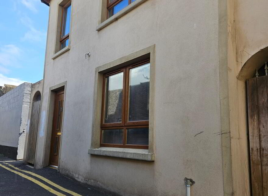 3 Church Lane, Warrenpoint, BT34 3UY photo