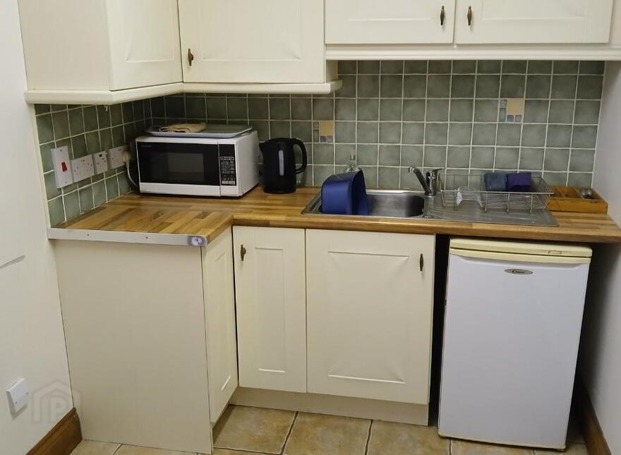 3 Church Lane, Warrenpoint, BT34 3UY