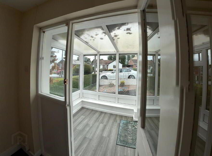 17 Hollygate Park, Carryduff, Belfast, BT8 8DZ