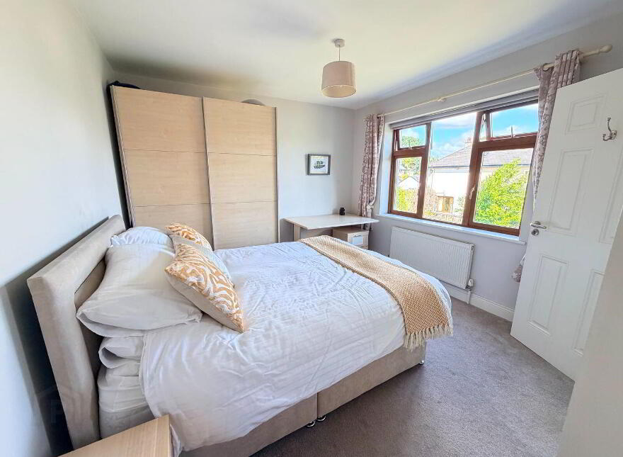 Instow, Riverbank, Douglas, T12Y9V3