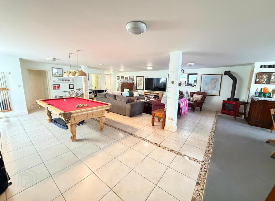 Instow, Riverbank, Douglas, T12Y9V3