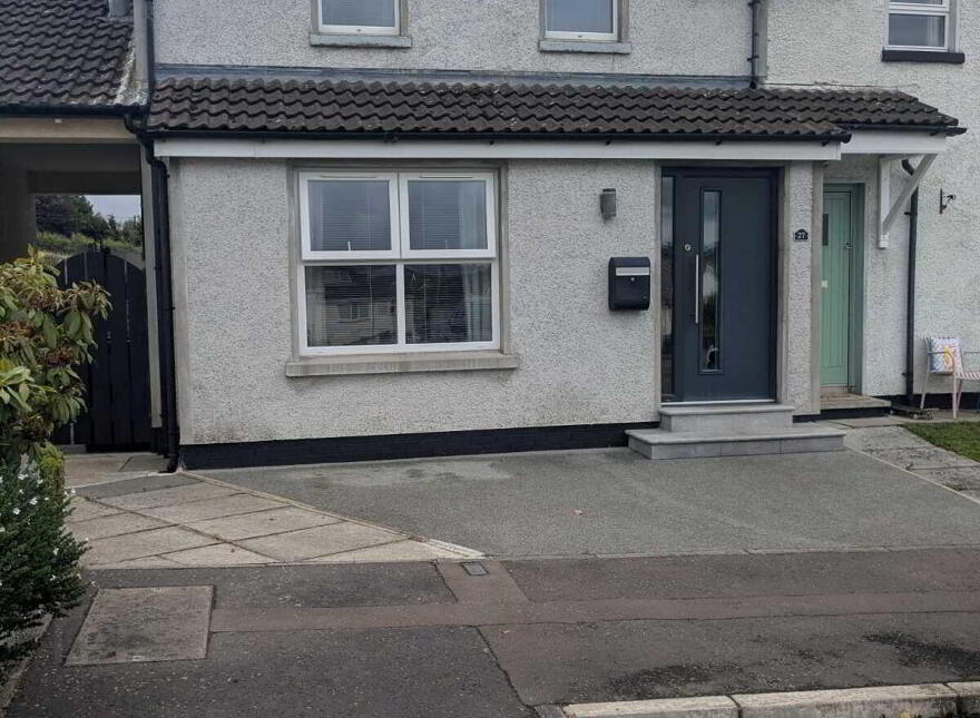 27 Barr Crescent, Newry, BT34 1SL