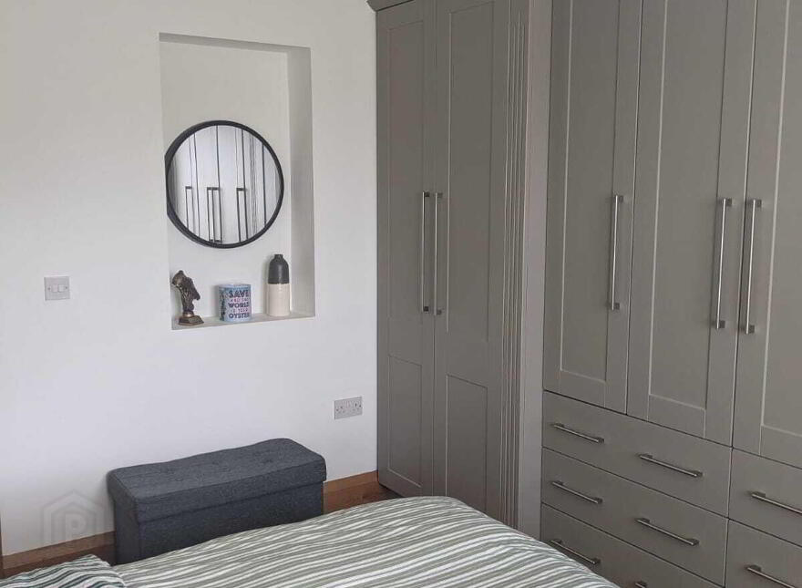 27 Barr Crescent, Newry, BT34 1SL