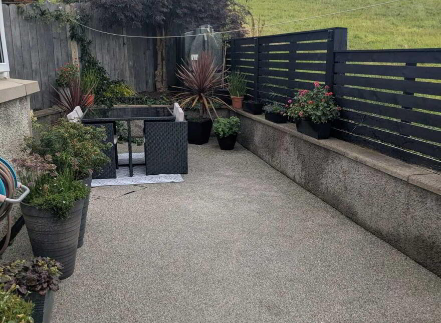 27 Barr Crescent, Newry, BT34 1SL