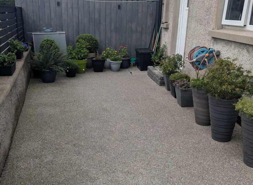 27 Barr Crescent, Newry, BT34 1SL