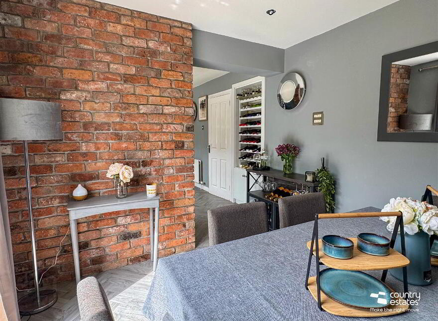 7 Village Hill, Straid, Ballyclare, BT39 9WQ