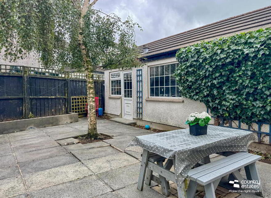 7 Village Hill, Straid, Ballyclare, BT39 9WQ