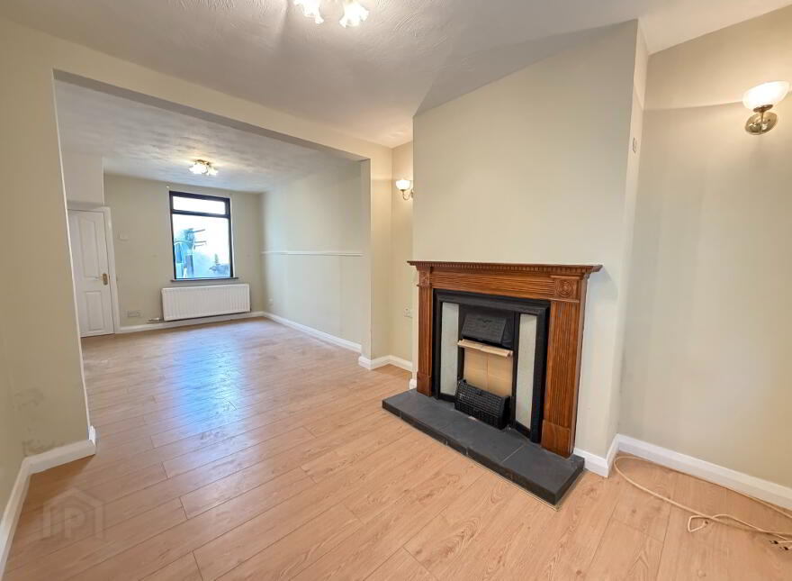 55 Moat Road, Ballymena, BT42 4DA