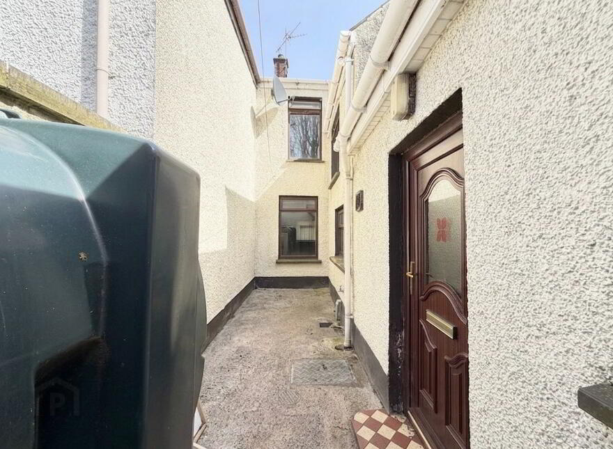 55 Moat Road, Ballymena, BT42 4DA