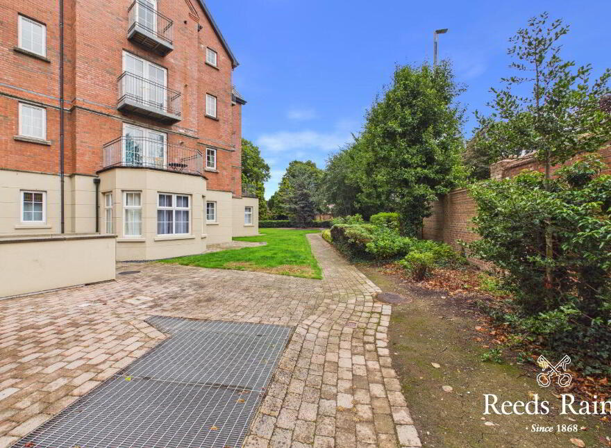 Apartment 61 6 Bell Towers South, Belfast, Belfast, BT6 0GR