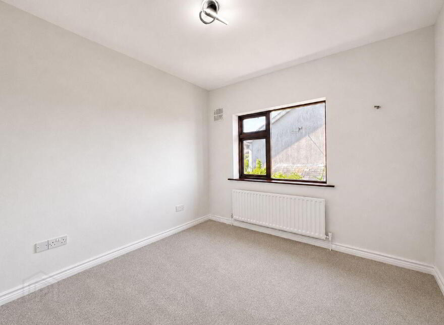 2 Heather View, Tonaphubble, Carraroe, F91P2T1