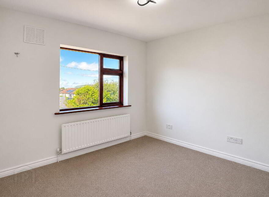 2 Heather View, Tonaphubble, Carraroe, F91P2T1