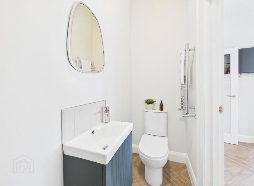 Room 1 The Ashley Collection, Ashley Avenue, Belfast, BT9 7BT