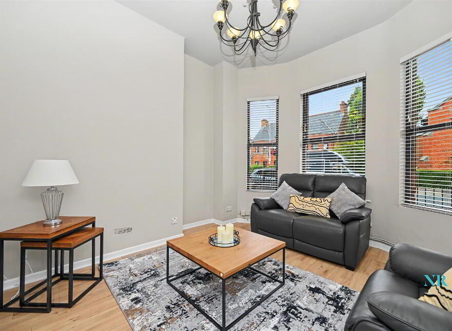 Apt 1, 21 University Avenue, Belfast, BT7 1GX