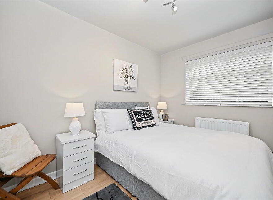 Apt 1, 21 University Avenue, Belfast, BT7 1GX