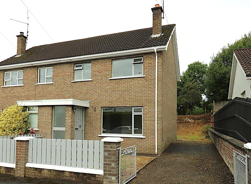 36 Columbas Villas, Coalisland, BT71 4PX photo