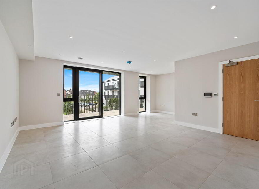 Apt 11 The Residences, 10 Kings Hall Lane, Belfast, BT9 6PS