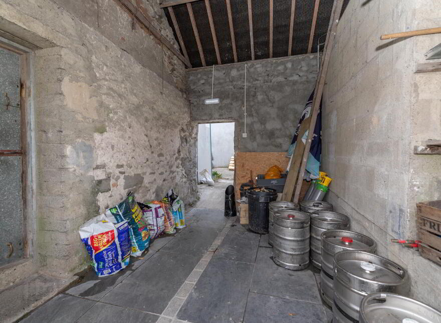 Lowry's Clonduff Bar, 29 Main Street, Hilltown, Newry, BT34 5UJ