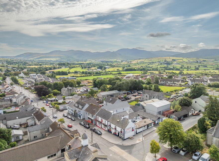 Lowry's Clonduff Bar, 29 Main Street, Hilltown, Newry, BT34 5UJ