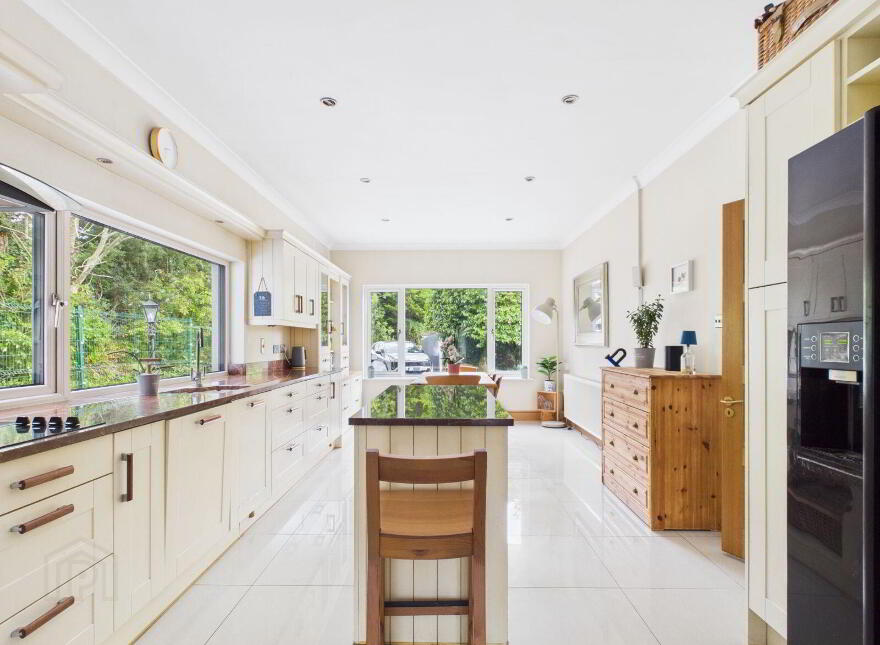 Bowhill, Fairyhouse Road, Ratoath, A85AK51