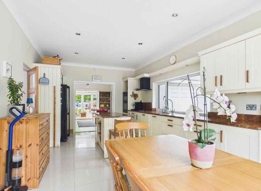 Bowhill, Fairyhouse Road, Ratoath, A85AK51