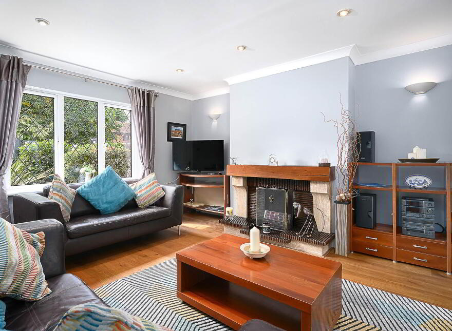 95 Tudor Lawns, Foxrock, Dublin, D18X3E3