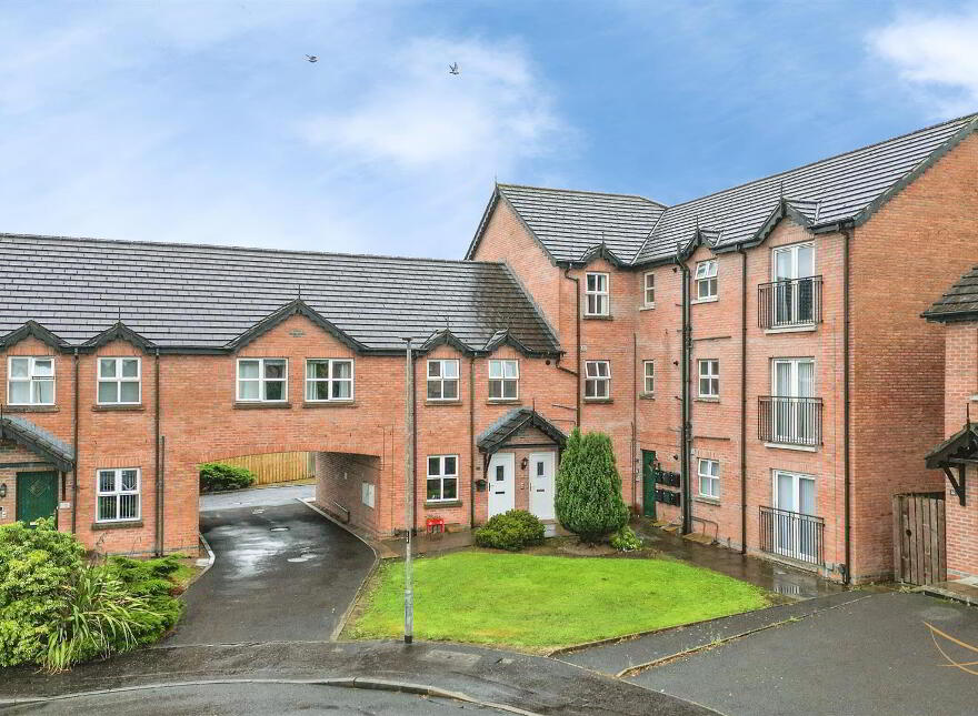 24 Elmwood Cottages, Newtownabbey, BT36 5WQ