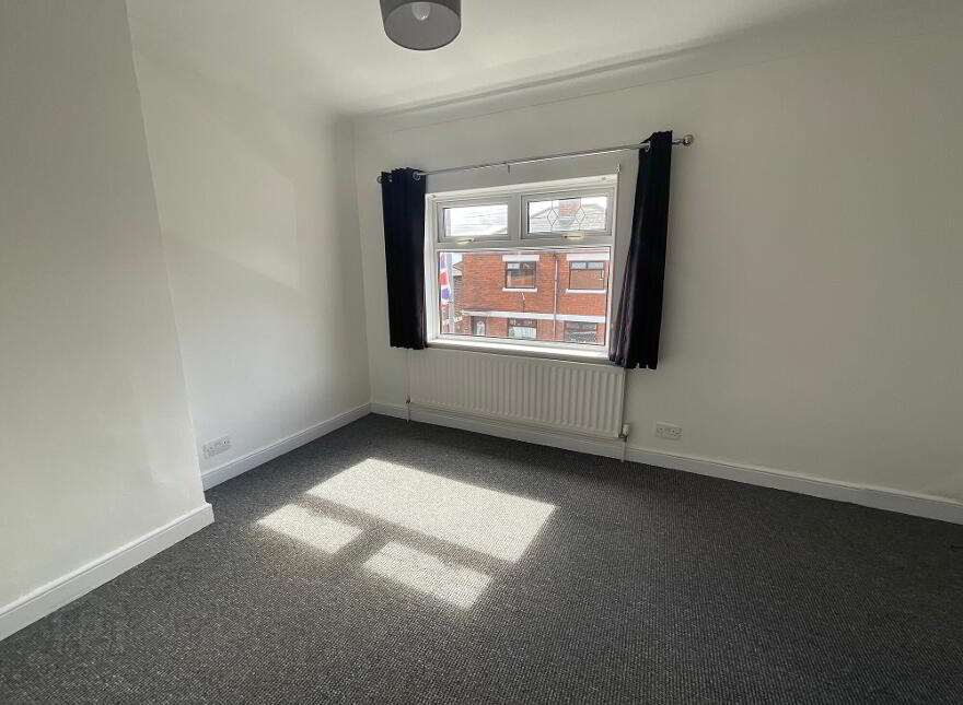 11 Dhu Varren Park, Belfast, BT13 3FH
