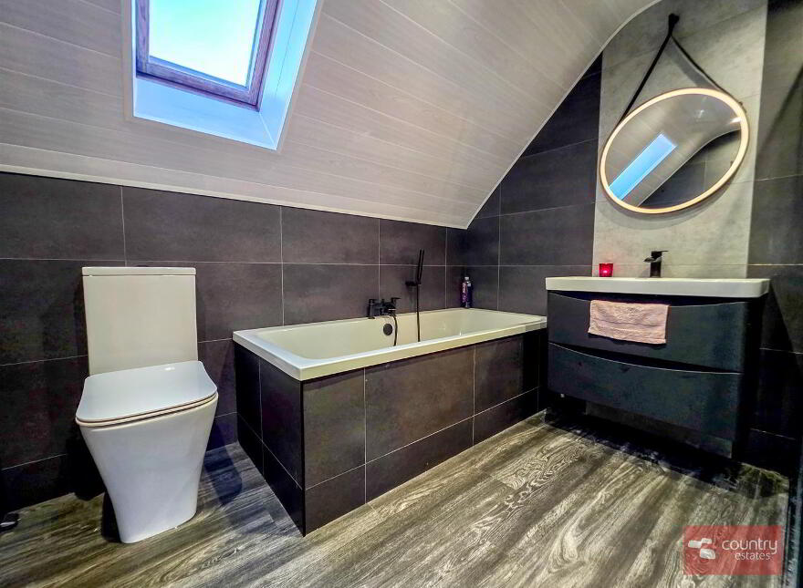 1A Carnhill Road, Newtownabbey, BT36 6LA