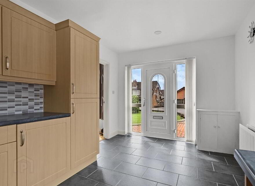 4 Ballyhenry Drive, Newtownabbey, BT36 5BD