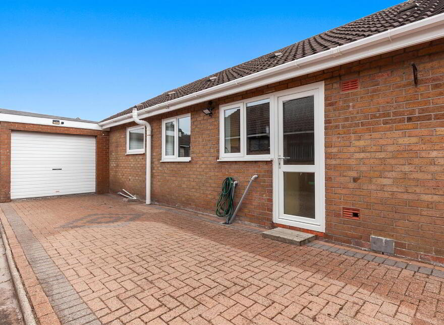4 Ballyhenry Drive, Newtownabbey, BT36 5BD