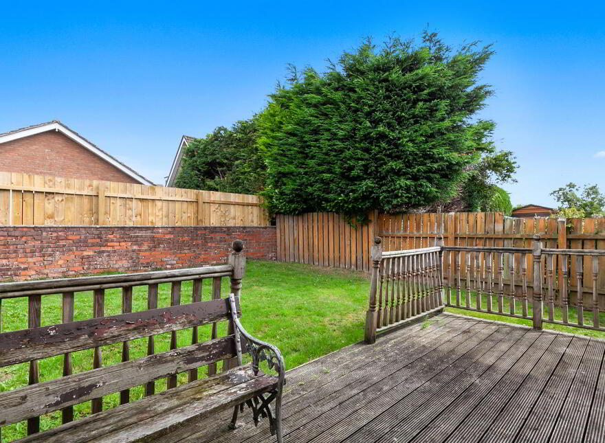 4 Ballyhenry Drive, Newtownabbey, BT36 5BD