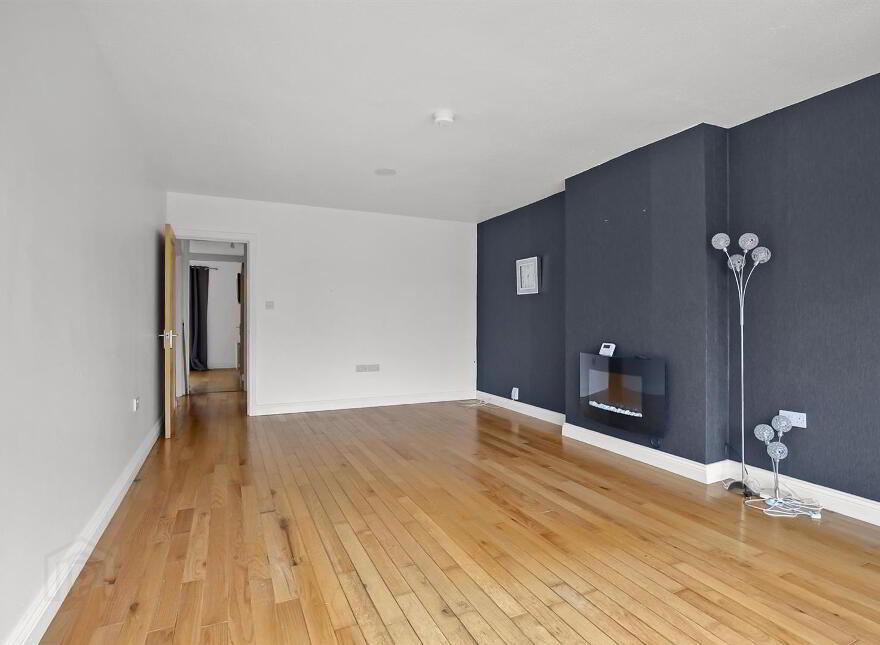 4 Ballyhenry Drive, Newtownabbey, BT36 5BD