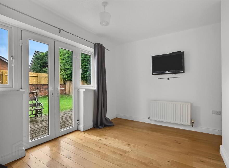 4 Ballyhenry Drive, Newtownabbey, BT36 5BD