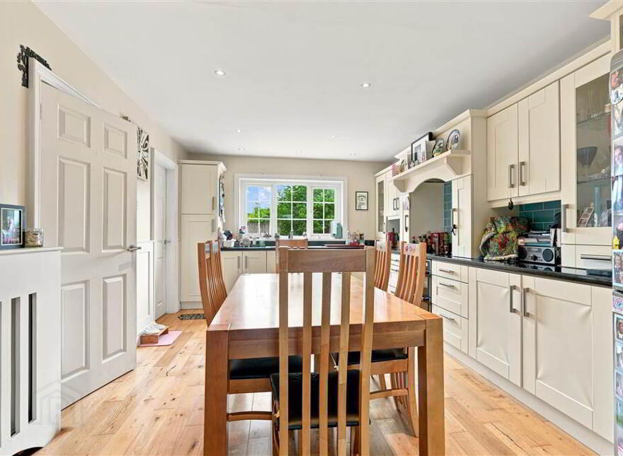 33 The Knockans Broughshane, Broughshane, BT43 7LQ