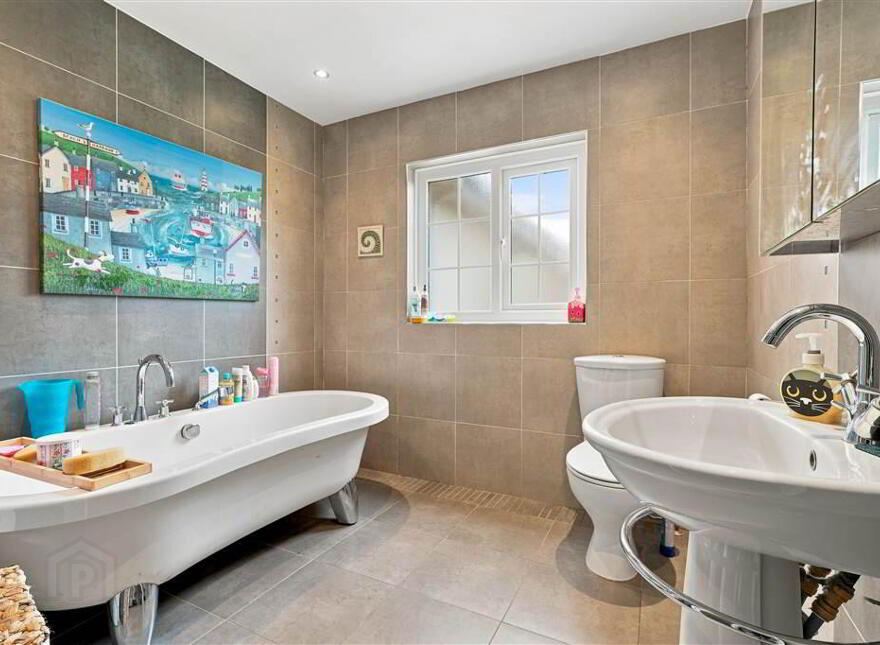 33 The Knockans Broughshane, Broughshane, BT43 7LQ